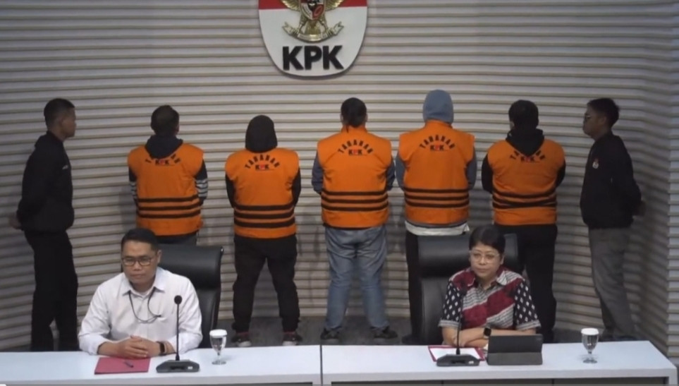 Terlibat Suap Proyek Jalan, KPK Tetapkan Kadis PUPR Sumut Tersangka