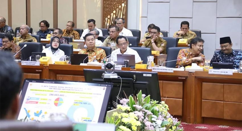 DPR RI-Kemenkes Jamin Kelangsungan Layanan Kesehatan Peserta PBI Nonaktif