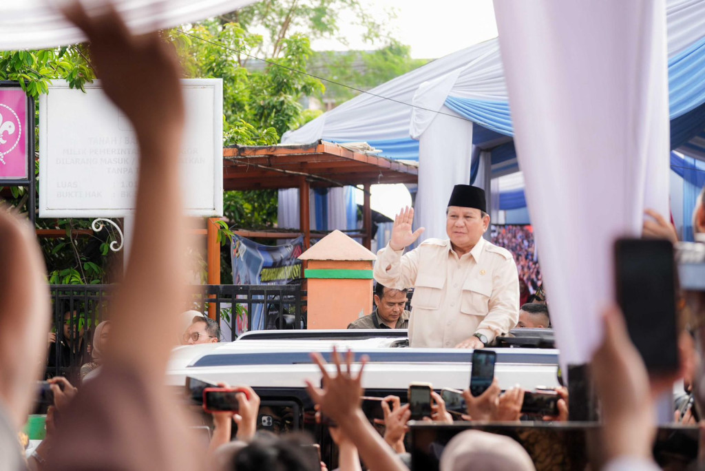 Besok, Prabowo Subianto Resmikan Koperasi Merah Putih