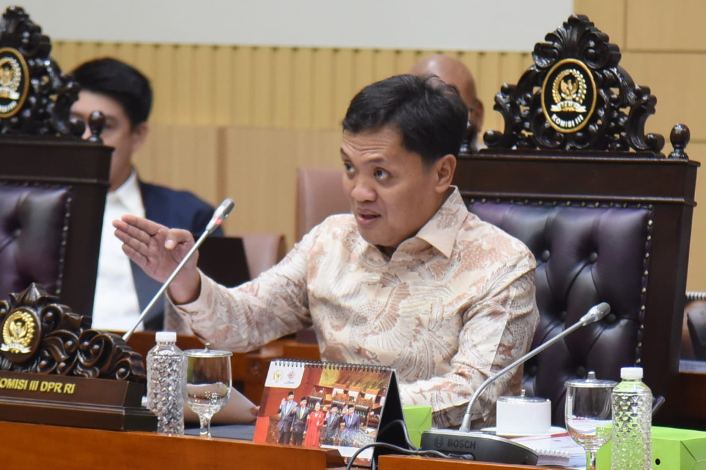 Komisi III DPR RI Ajak YLBHI dan Organisasi Advokat Bahas RUU KUHAP, Habiburokhman: Daripada Demo