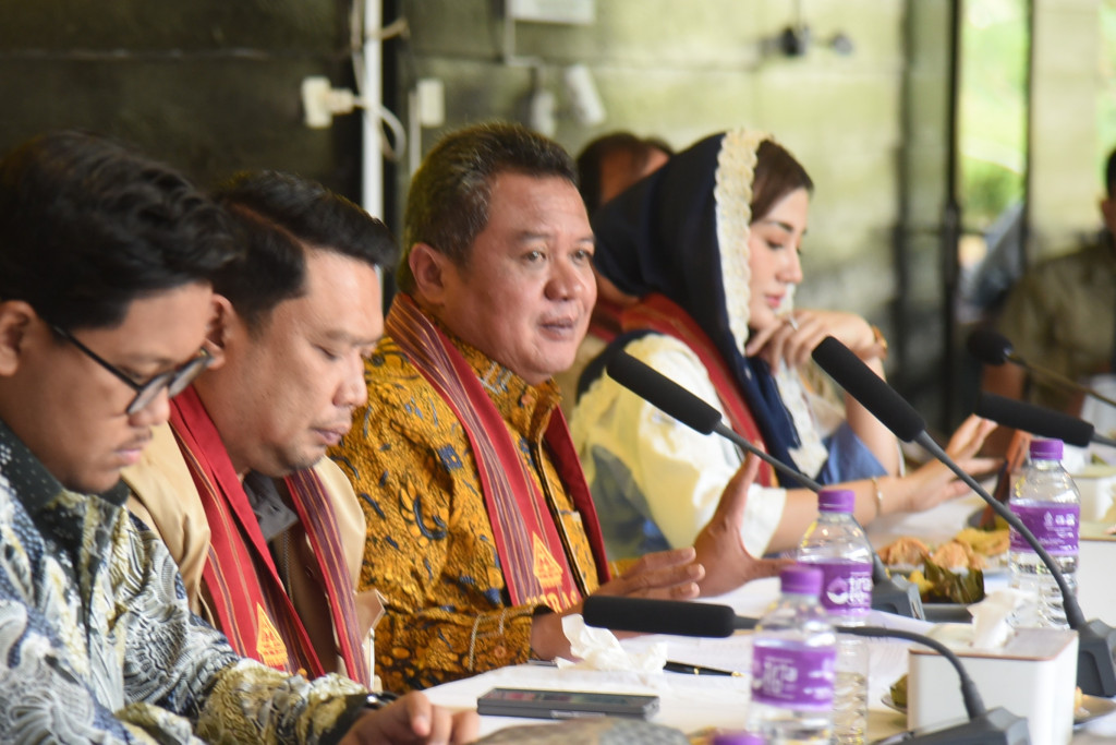 Lamhot Sinaga Dorong Pengembangan Danau Toba Seimbang dengan Promosi Maksimal