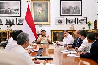 Pemerintah Perpanjang Insentif Pajak dan Perluas Jaminan Perlindungan Pekerja