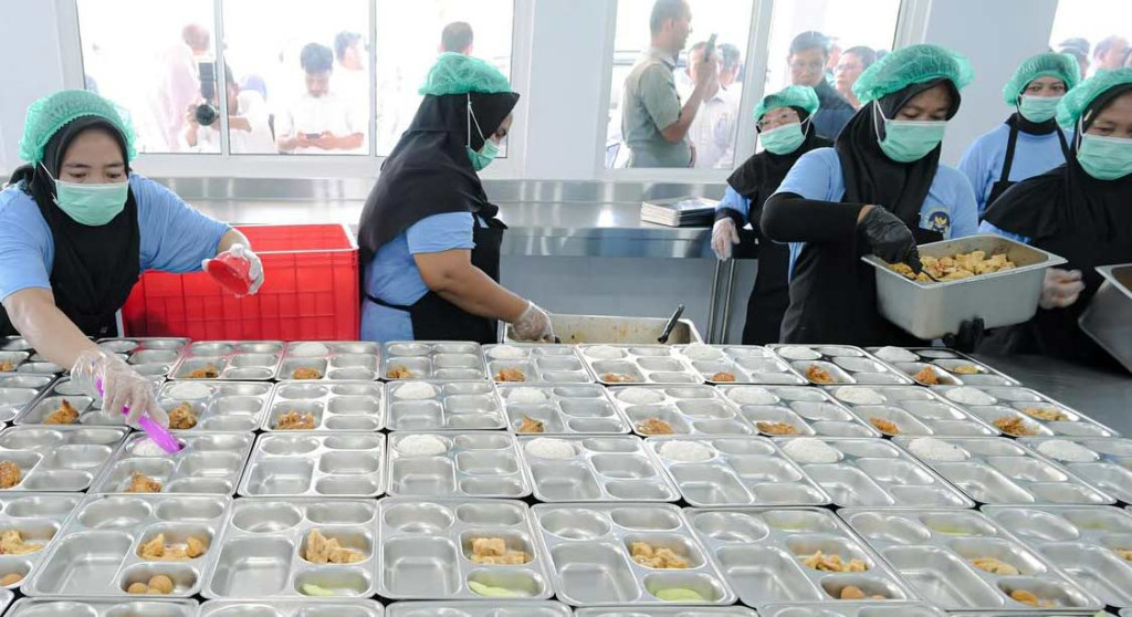 DPR Desak BGN Larang Total Ultra Processed Food dalam Menu MBG