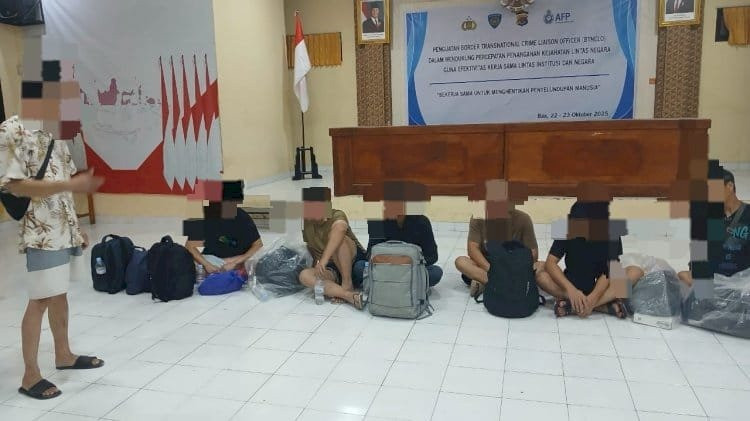 Diangkut Kapal Tanpa Nama, 7 Imigran Ilegal Asal China Diamankan di Perairan Pulau Rote NTT