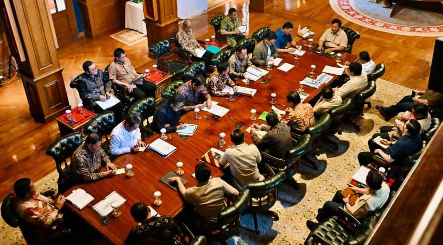 Presiden Prabowo Perintahkan Percepatan Pembangunan Hunian Sementara Penyintas Bencana Sumatera