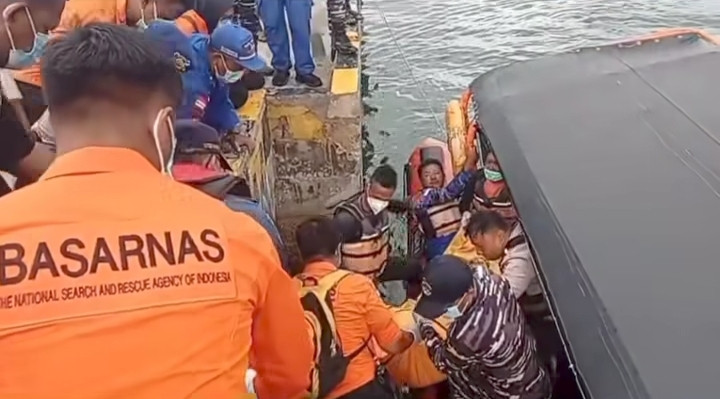 Polda NTT Selidiki KM Putri Sakinah Tenggelam, Telusuri Dugaan Kelalaian