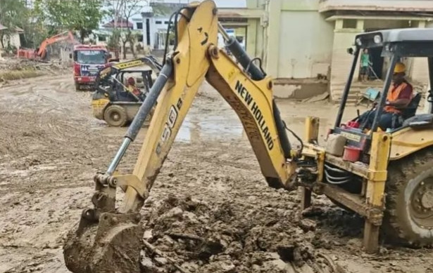 Bantu Percepatan Pemulihan Bencana di Aceh Tamiang, Pemko Medan Kirim Alat Berat