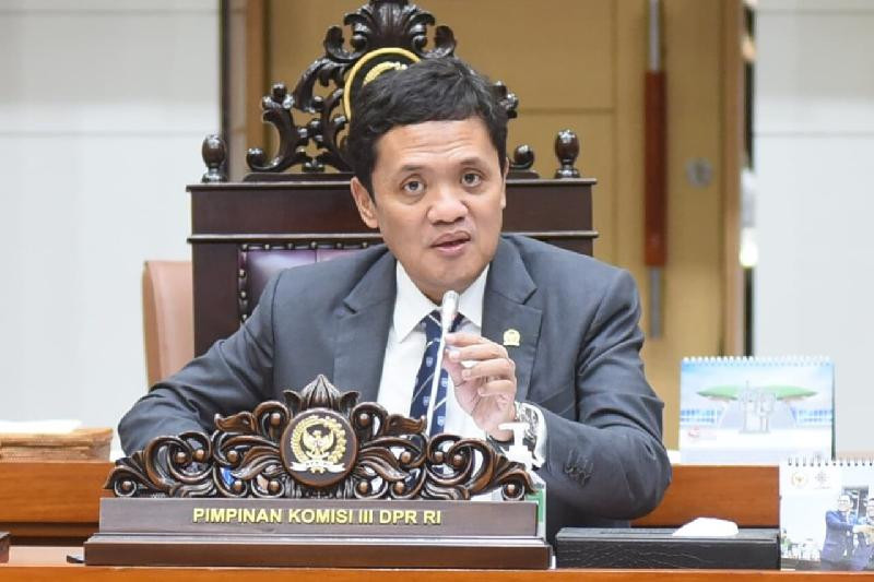 Ketua Komisi III DPR Sebut RJ Eggy Sudjana dan Damai Lubis Bukti KUHP dan KUHAP Baru