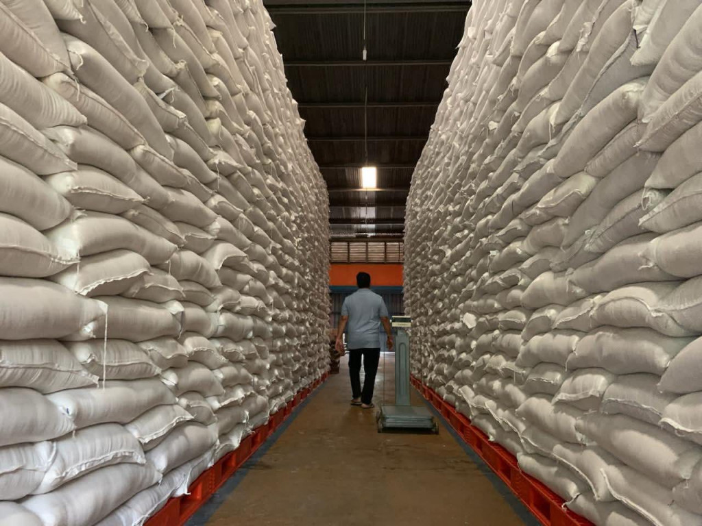 DPR Sorot Peran Bulog Jamin Ketersediaan Stok Pangan Masyarakat Terdampak Bencana Sumatera