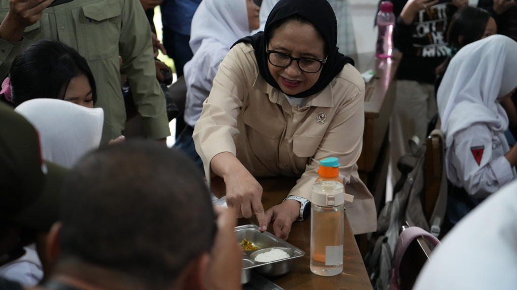 BGN Tegaskan Tidak Memaksa Sekolah Menerima MBG, Ingatkan Kepala SPPG