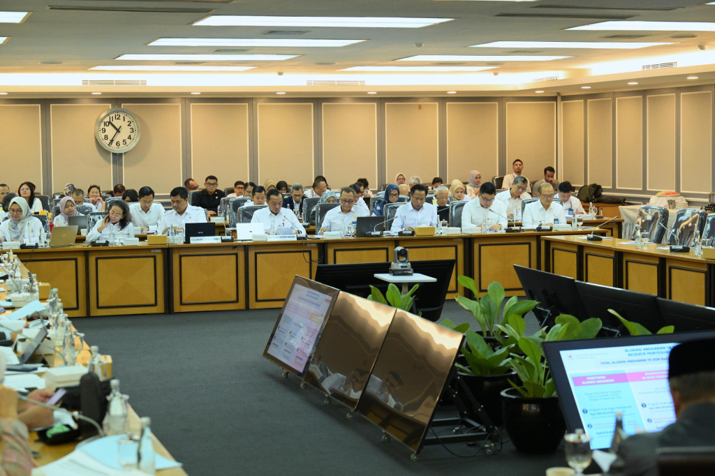 15 Bulan Kemensetneg Selesaikan 435 Peraturan Perundangan