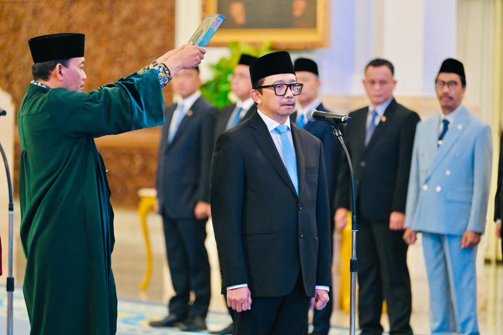 Presiden Prabowo Lantik Juda Agung Sebagai Wakil Purbaya Yudhi Sadewa