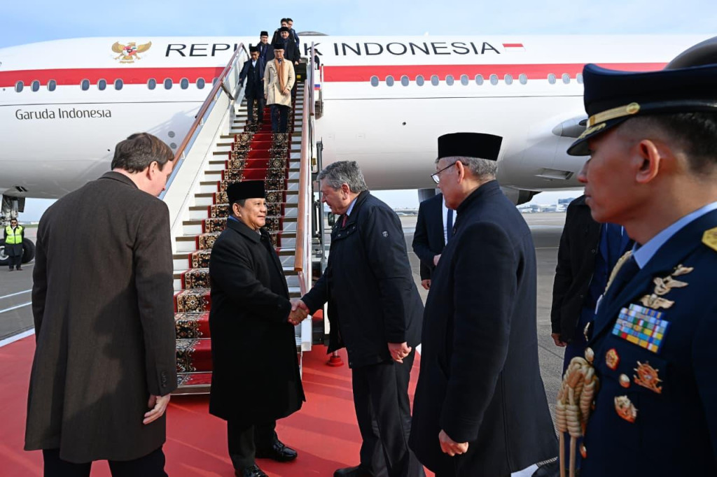 Tiba di Moskow, Prabowo akan Bertemu Putin Perkuat Kemitraan Strategis Indonesia–Rusia di Tengah Dinamika Global