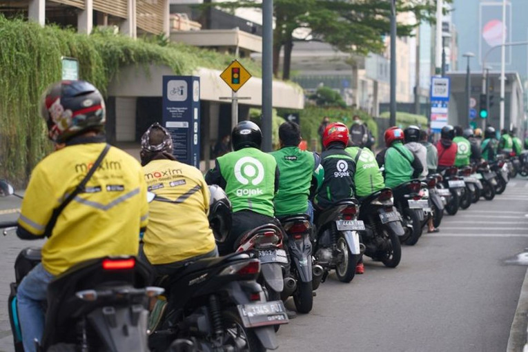 Pastikan Potongan Tarif Ojol 8 Persen, Danantara Beli Saham Aplikator
