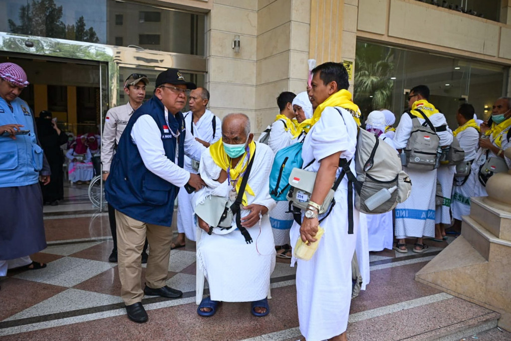 Jemaah Lansia Jadi Sasaran, Timwas Haji Temukan Dugaan Pungli Tawaf Capai Rp7,5 Juta