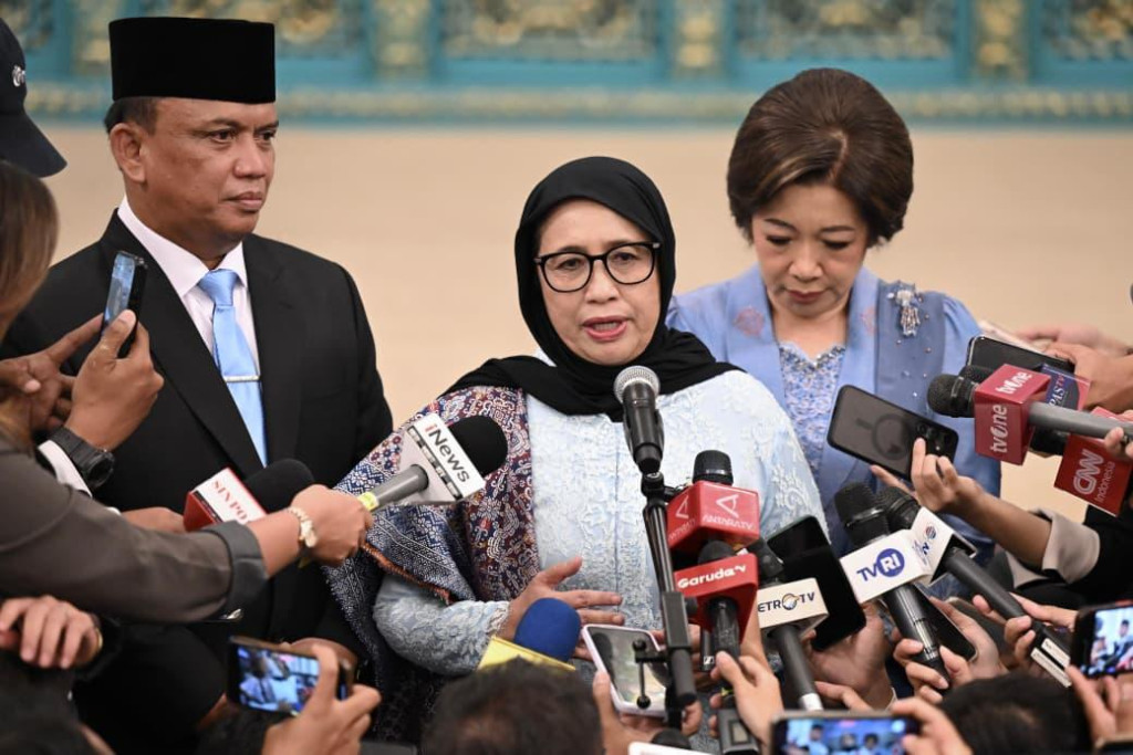 Dilantik Prabowo Jabat Kepala BGN, Nanik akan Kaji Jumlah Dapur MBG
