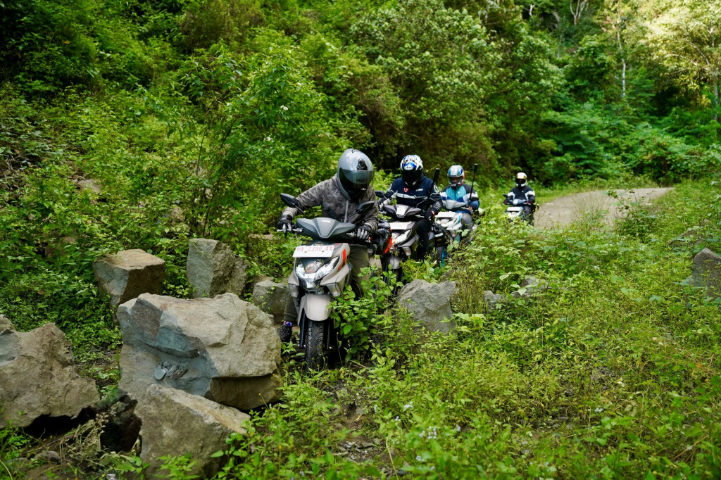 Etape Perdana Celebes Expedition, Gear Ultima Jajal Lintasan Ekstrem Pesisir Sulsel hingga Negeri di Atas Awan Toraja