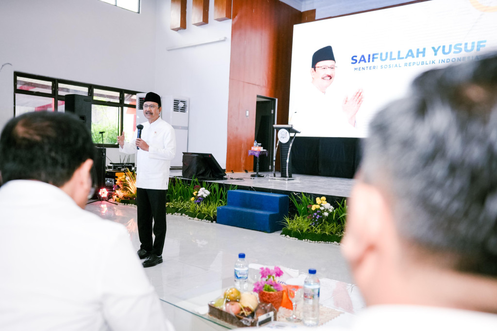 Ajak Masyarakat Lihat Gambaran Utuh Sekolah Rakyat, Gus Ipul: Optimis Hadapi Masa Depan