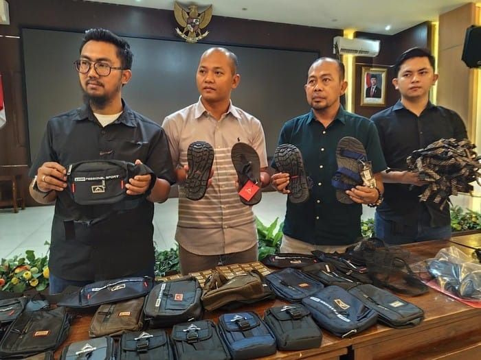 Eiger Palsu Dibongkar Polda Jateng, 4 Orang Tersangka - Beroperasi 3 Tahun